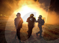 NEWS - Calais: Nachts im 'Jungle Camp' 