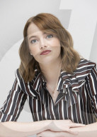 PORTRAIT - Emma Stone