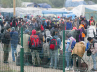 NEWS - Calais: Räumung des Flüchtlingslagers 'Jungle Camp' - weitere Bilder