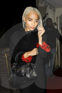 PEOPLE - Zoe Kravitz verlässt mit nachdenklicher Mine Drake's Geburtstagsparty