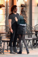 EXKLUSIV - Aidan Turner und Nettie Wakefield turteln in London