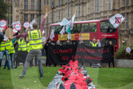 NEWS - Protest in London gegen eine weitere Landebahn im Flughafen Heathrow