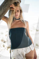 PEOPLE - Sexy Marloes Horst posiert für Acacia Bademode