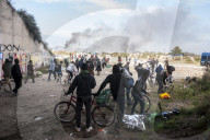 NEWS - Calais: Die letzten Tage des "Jungle"-FlÃ¼chtlingscamps