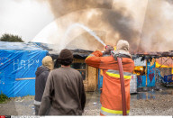 NEWS - Calais: Die letzten Tage des "Jungle"-Flüchtlingscamps