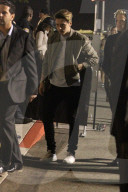 PEOPLE - Brooklyn Beckham verlässt Cody Simpson das Kanye Konzert in Inglewood