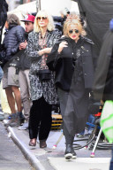 PEOPLE - PEOPLE - Bullock, Bonham Carter und Blanchett auf dem Set zu "Ocean's Eight"