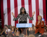 NEWS - Michelle Obama macht Hillary Clinton zusammen Wahlkampf in Winston-Salem