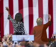 NEWS - Michelle Obama macht Hillary Clinton zusammen Wahlkampf in Winston-Salem