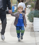 PEOPLE - Daddy on Duty: Ben Affleck mit Klein Samuel in Brentwood unterwegs