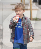 PEOPLE - Daddy on Duty: Ben Affleck mit Klein Samuel in Brentwood unterwegs