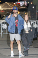 PEOPLE - Shia LaBeouf besucht mit seiner Mutter das Kanye Konzert