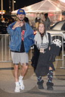 PEOPLE - Shia LaBeouf besucht mit seiner Mutter das Kanye Konzert