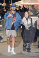 PEOPLE - Shia LaBeouf besucht mit seiner Mutter das Kanye Konzert