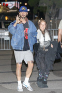 PEOPLE - Shia LaBeouf besucht mit seiner Mutter das Kanye Konzert
