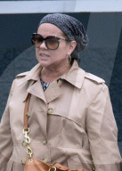 PEOPLE - Melissa McCarthy mit Klein Vivian in Los Angeles unterwegs