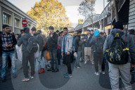 NEWS - Flüchtlinge in Paris campieren auf der Strasse