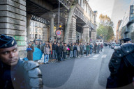 NEWS - FlÃ¼chtlinge in Paris campieren auf der Strasse