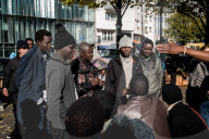 NEWS - FlÃ¼chtlinge in Paris campieren auf der Strasse