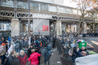 NEWS - FlÃ¼chtlinge in Paris campieren auf der Strasse