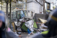 NEWS - Flüchtlinge in Paris campieren auf der Strasse