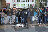 NEWS - Flüchtlinge in Paris campieren auf der Strasse