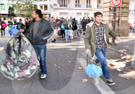 NEWS - Flüchtlinge in Paris campieren auf der Strasse