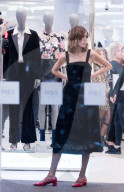 PEOPLE - London: Alexa Chung feiert bei M&S die 'Archive Collection' 