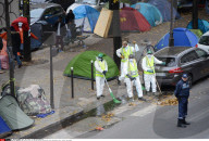 NEWS - Paris: Nach der Räumung in Calais entsteht ein neues Flüchlingslager