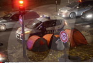 NEWS - Paris: Nach der Räumung in Calais entsteht ein neues Flüchlingslager