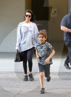 PEOPLE - Kourtney Kardashian mit Klelin Mason in Los Angeles unterwegs