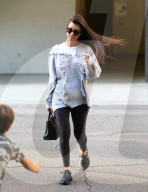 PEOPLE - Kourtney Kardashian mit Klelin Mason in Los Angeles unterwegs