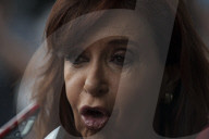 NEWS - Buenos Aires: Cristina Fernandez de Kirchner Ã¤ussert sich vor dem Gericht