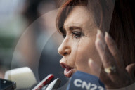 NEWS - Buenos Aires: Cristina Fernandez de Kirchner Ã¤ussert sich vor dem Gericht