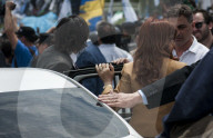 NEWS - Buenos Aires: Cristina Fernandez de Kirchner Ã¤ussert sich vor dem Gericht