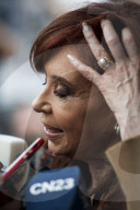 NEWS - Buenos Aires: Cristina Fernandez de Kirchner Ã¤ussert sich vor dem Gericht