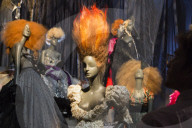 NEWS - Haarig! Ausstellung 'Hair by Sam McKnight' in London