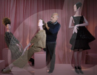 NEWS - Haarig! Ausstellung 'Hair by Sam McKnight' in London