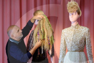 NEWS - Haarig! Ausstellung 'Hair by Sam McKnight' in London