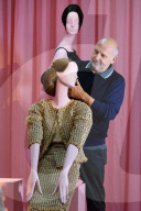 NEWS - Haarig! Ausstellung 'Hair by Sam McKnight' in London