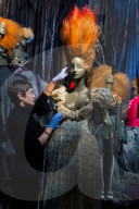 NEWS - Haarig! Ausstellung 'Hair by Sam McKnight' in London