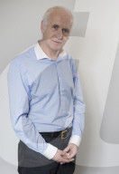 PORTRAIT - Terry Deary 
