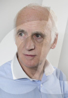 PORTRAIT - Terry Deary 