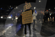 NEWS - Paris: Flüchtlinge campieren illegal mitten auf der Strasse