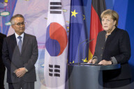 NEWS - Berlin: Angela Merkel mit "Seoul Friedenspreis" geehrt