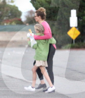 EXKLUSIV - Julia Roberts wirkt etwas gestresst