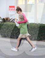 EXKLUSIV - Julia Roberts wirkt etwas gestresst