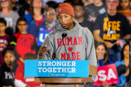 NEWS - USA Wahlen: Hillary Clinton wird unterstüzt von Pharell Williams