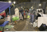 NEWS - Paris: Wildes Flüchtlings-Camp an der Stalingrad-Station geräumt