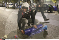 NEWS - Paris: Wildes Flüchtlings-Camp an der Stalingrad-Station geräumt